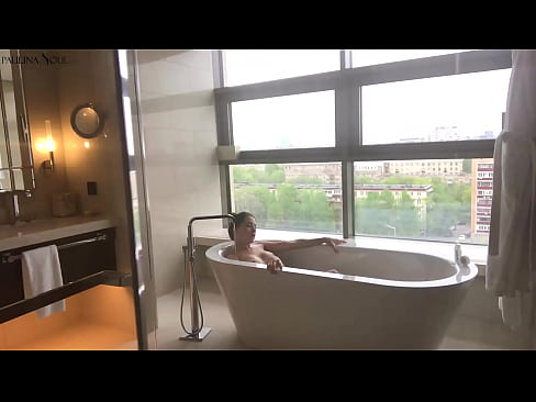 ❤️ Valtava babe runkkaa intohimoisesti pilluaan kylpyhuoneessa ❌ Laadukas porno at porn fi.pornado-co.ru ❌
